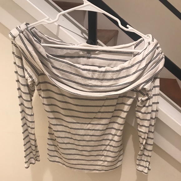 Charlotte Russe shirt! - Picture 3 of 4